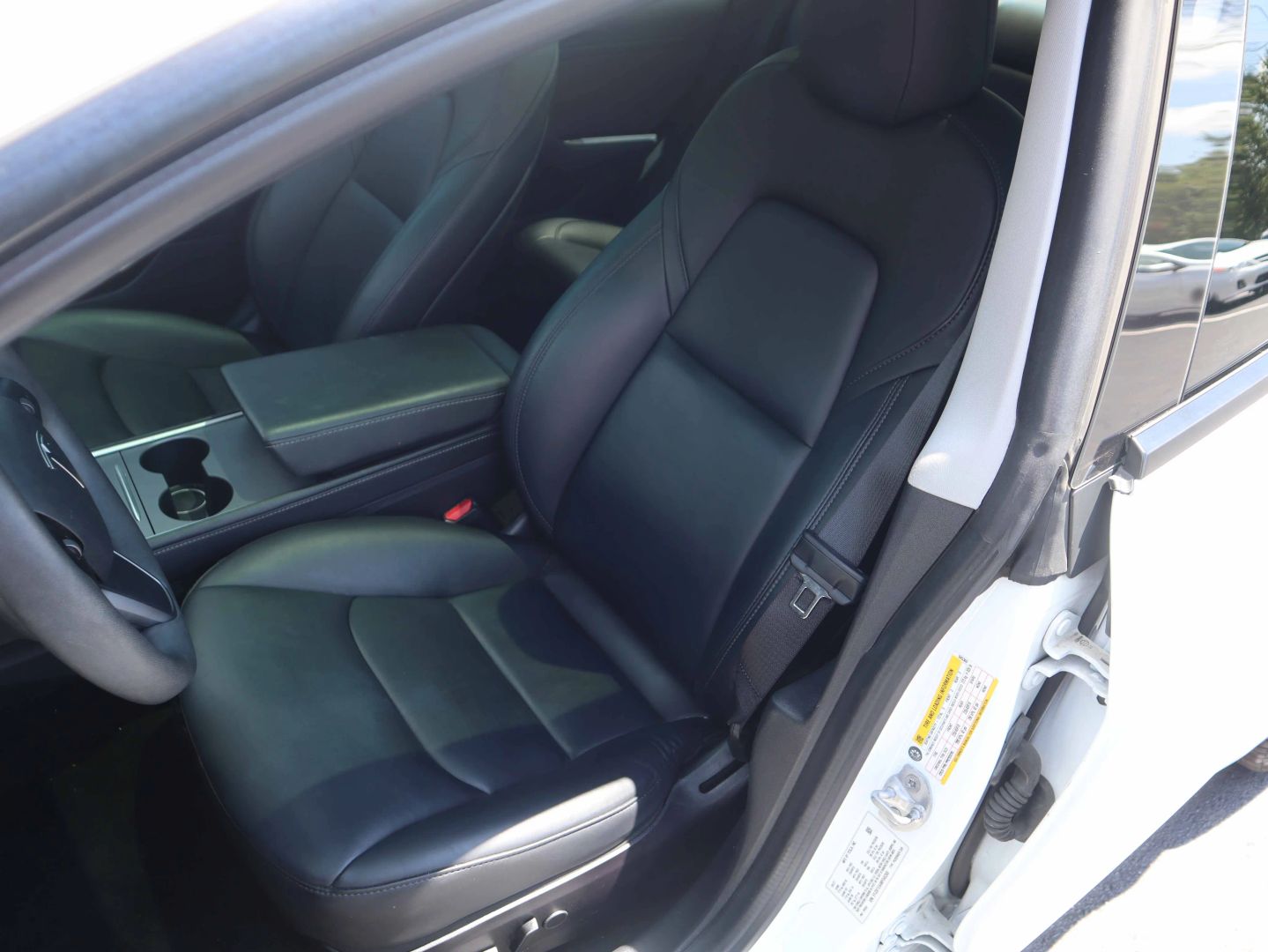 tesla model 3 2021 5YJ3E1EA4MF045360 image tesla model 3 2021 5YJ3E1EA4MF045360 image